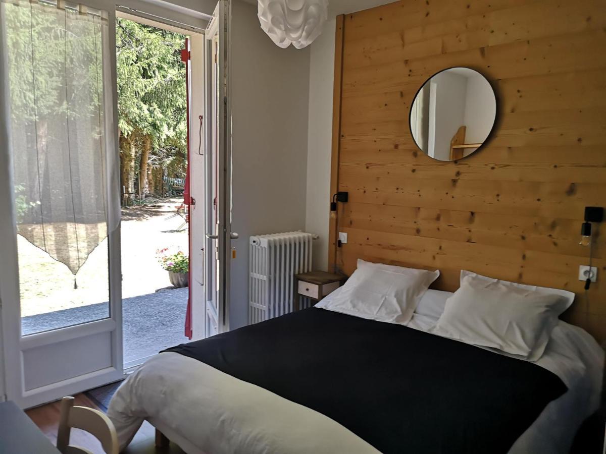 Le Relais D'Avajan Bed & Breakfast Exterior photo